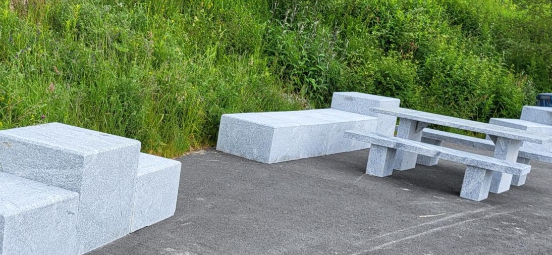 granittbenk Meløy